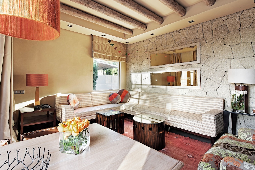 The Villas at Bahia del Duque — Hotel rooms in Costa Adeje, Canary Islands