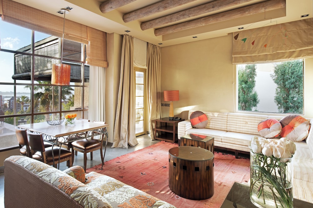 The Villas at Bahia del Duque — Hotel rooms in Costa Adeje, Canary Islands