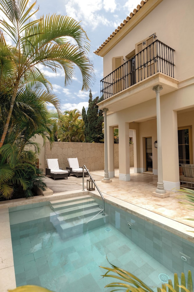 The Villas at Bahia del Duque — Swimming pool in Costa Adeje, Canary Islands