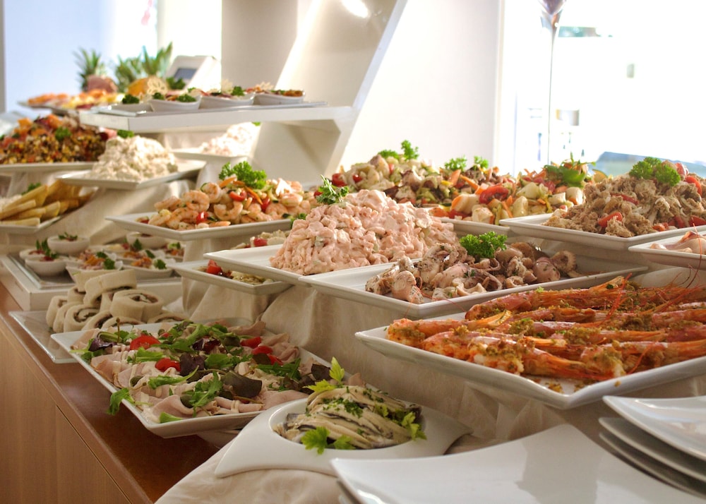Hotel Croce di Malta — Restaurant & bars in Jesolo, Veneto