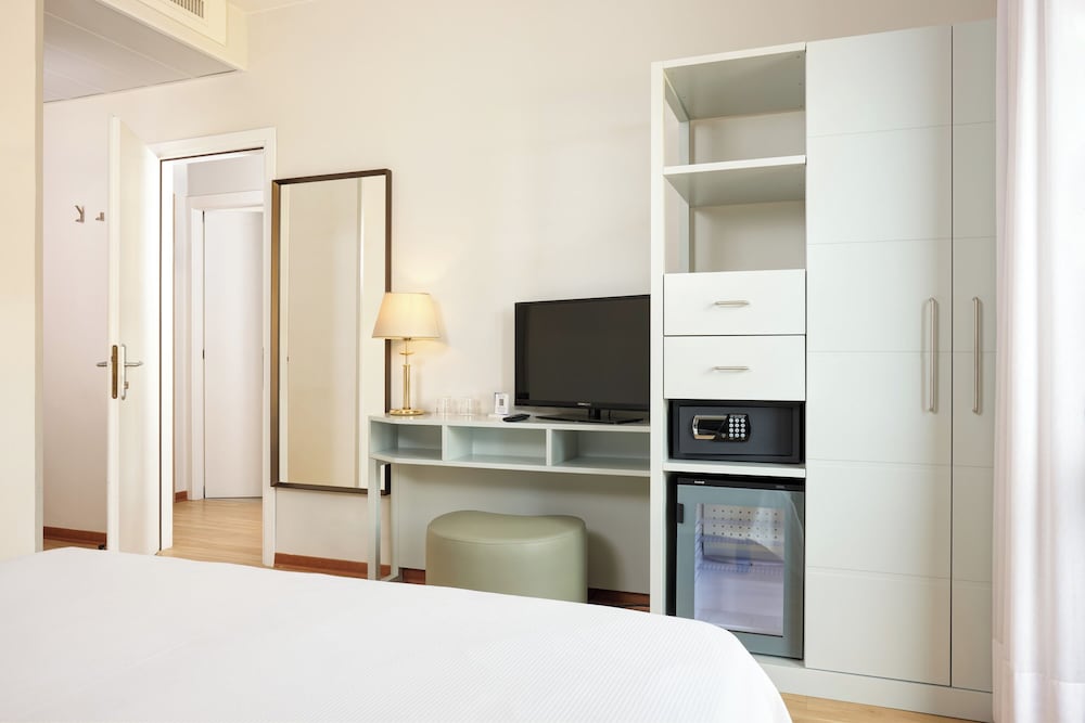 Hotel Croce di Malta — Hotel rooms in Jesolo, Veneto
