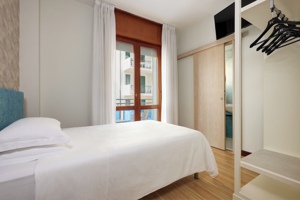 Hotel Croce di Malta — Hotel rooms in Jesolo, Veneto