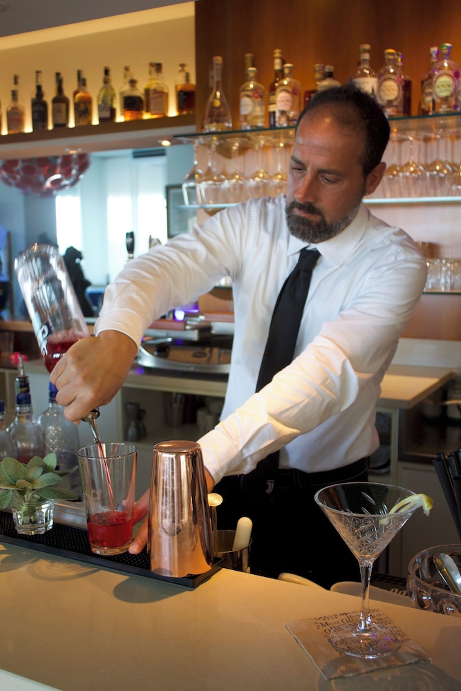 Hotel Croce di Malta — Restaurant & bars in Jesolo, Veneto