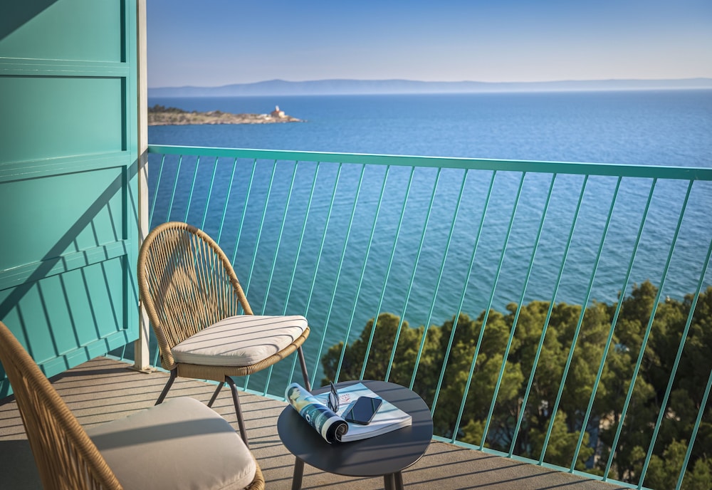 [PLACES] Dalmacija by Valamar — Hotel rooms in Makarska, Split-Dalmatia