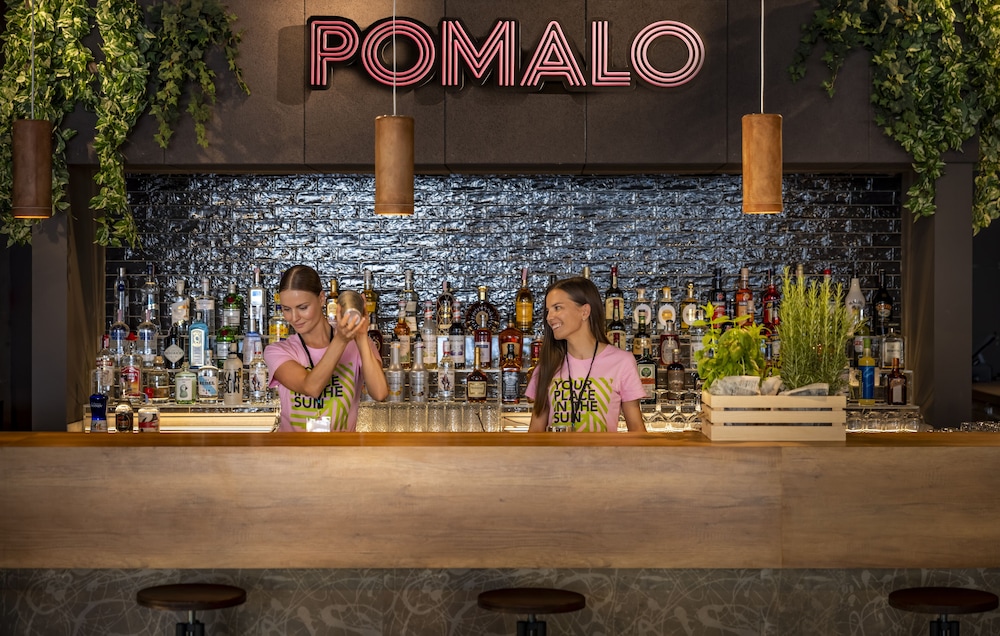 [PLACES] Dalmacija by Valamar — Restaurant & bars in Makarska, Split-Dalmatia