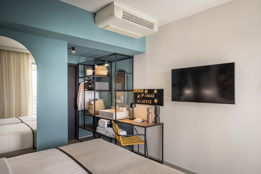 [PLACES] Dalmacija by Valamar — Hotel rooms in Makarska, Split-Dalmatia