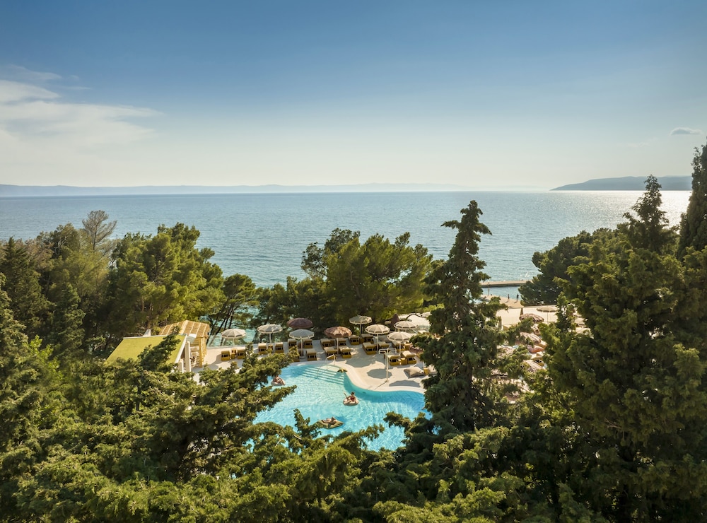 [PLACES] Dalmacija by Valamar — Swimming pool in Makarska, Split-Dalmatia