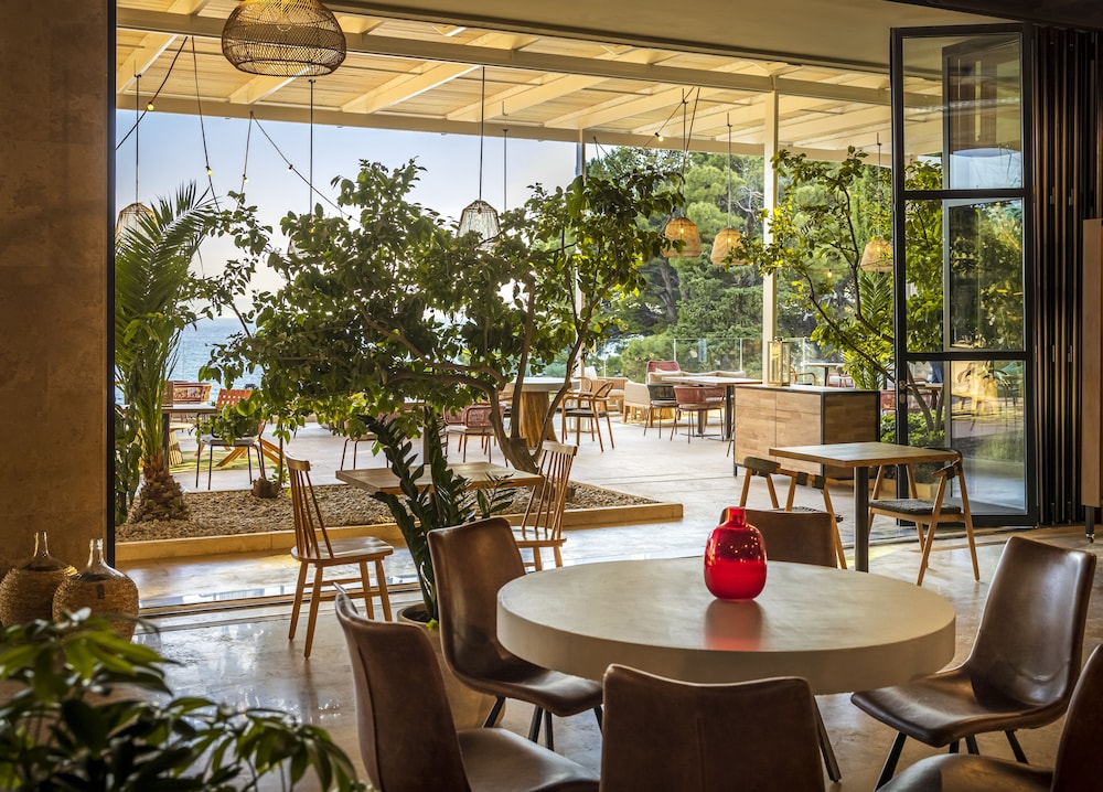 [PLACES] Dalmacija by Valamar — Restaurant & bars in Makarska, Split-Dalmatia