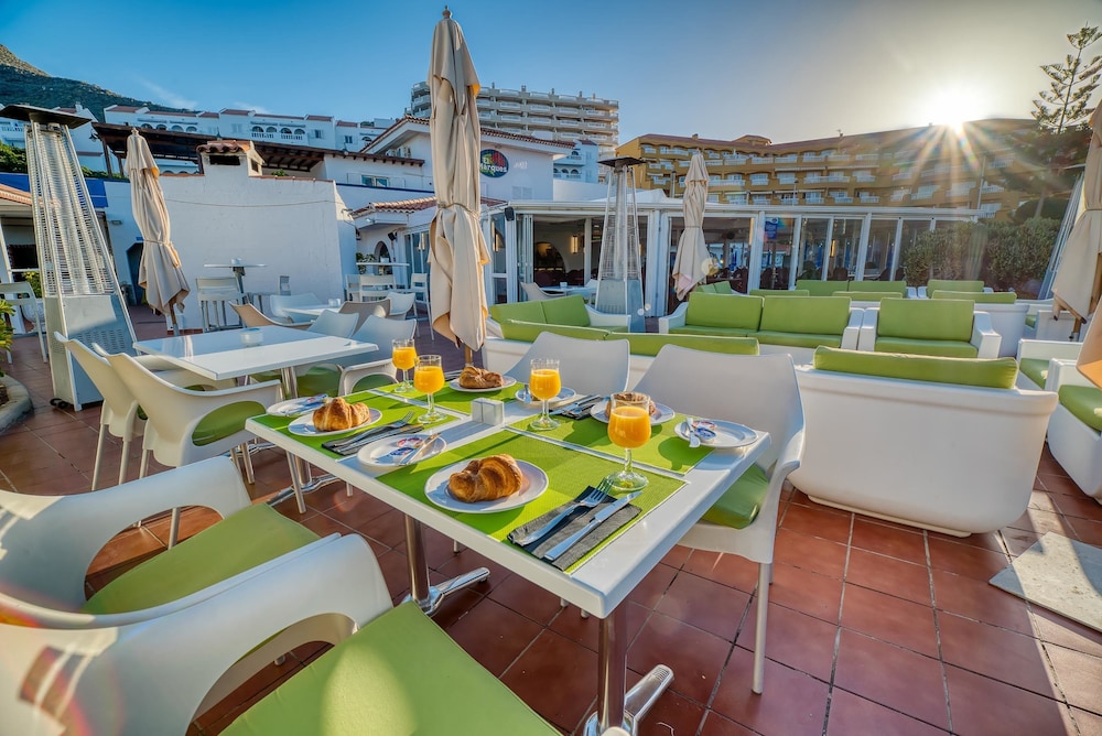 Ona el Marqués Resort — Restaurant & bars in Acantilado de los Gigantes, Canary Islands