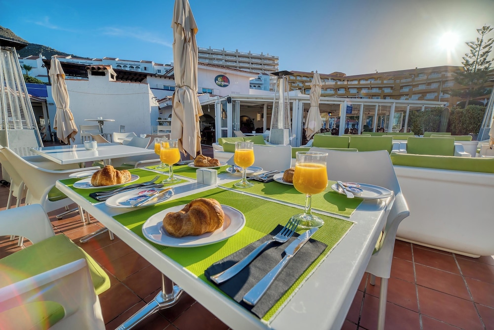 Ona el Marqués Resort — Restaurant & bars in Acantilado de los Gigantes, Canary Islands