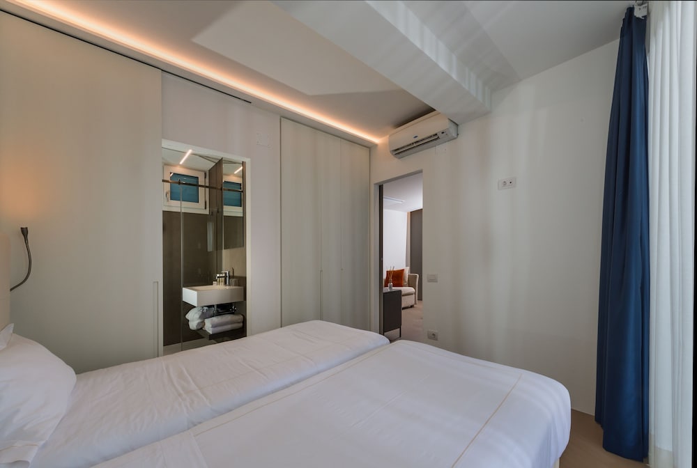 Du Lac et Du Parc Grand Resort — Hotel rooms in Riva del Garda, Trentino-Alto Adige