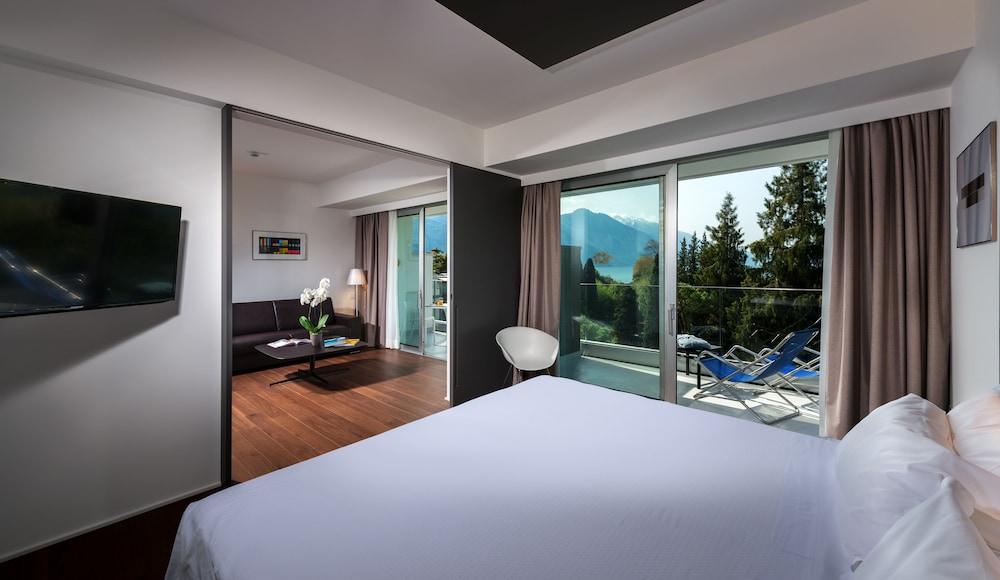 Du Lac et Du Parc Grand Resort — Hotel rooms in Riva del Garda, Trentino-Alto Adige