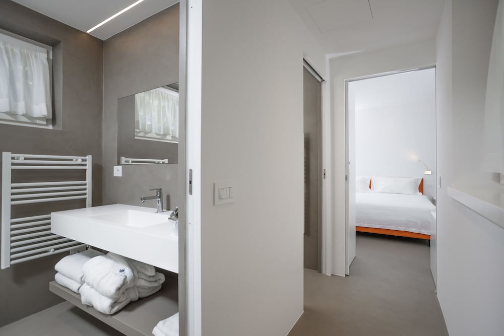Du Lac et Du Parc Grand Resort — Hotel rooms in Riva del Garda, Trentino-Alto Adige