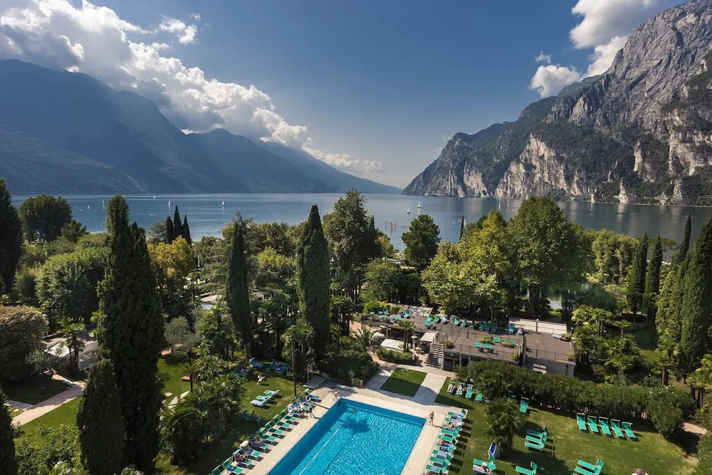 Du Lac et Du Parc Grand Resort