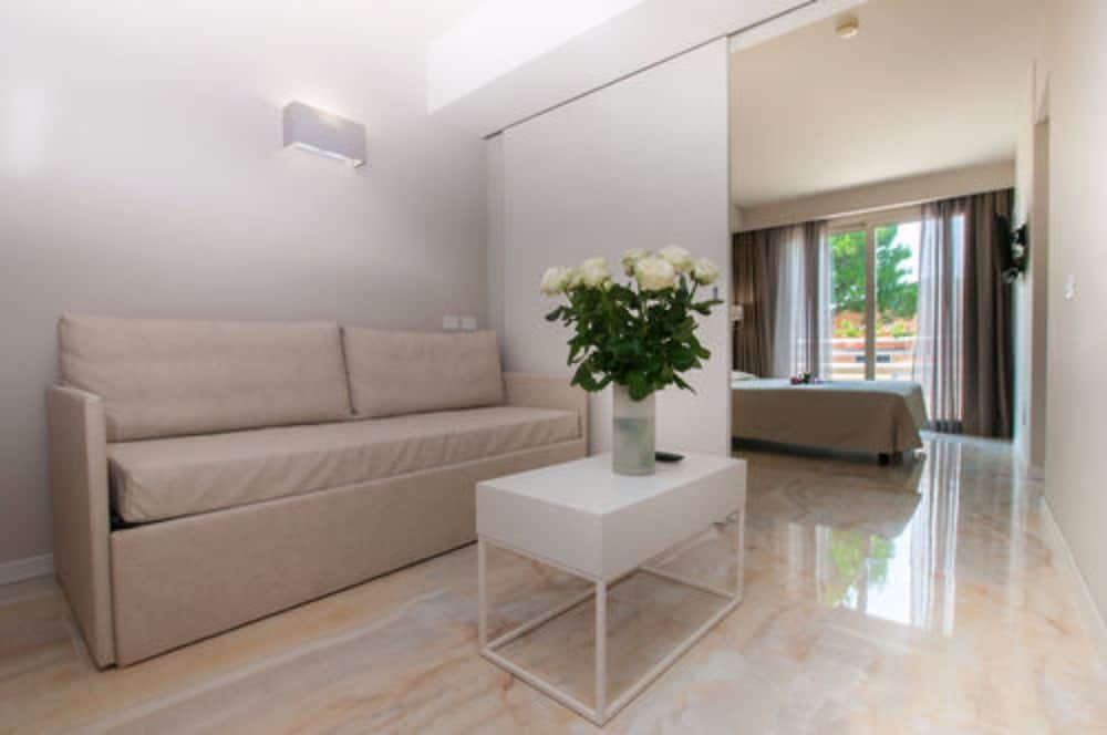 Hotel Du Parc — Hotel rooms in Sirmione, Lombardy