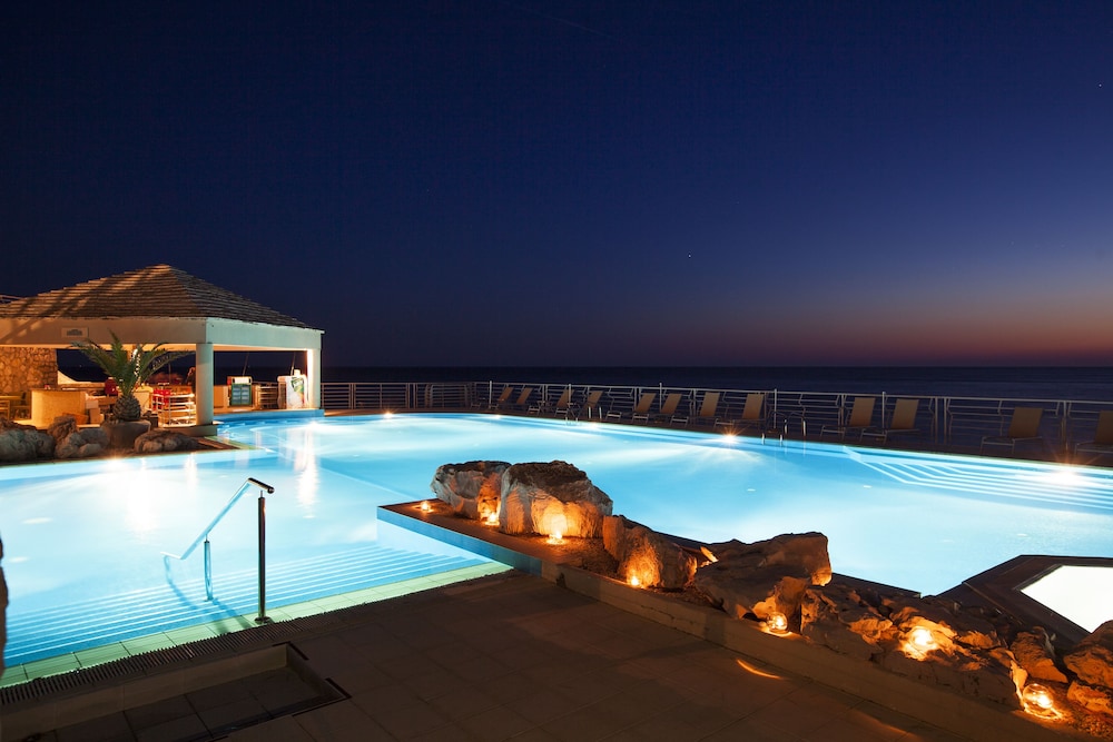Dubrovnik Palace — Swimming pool in Dubrovnik, Dubrovnik-Neretva