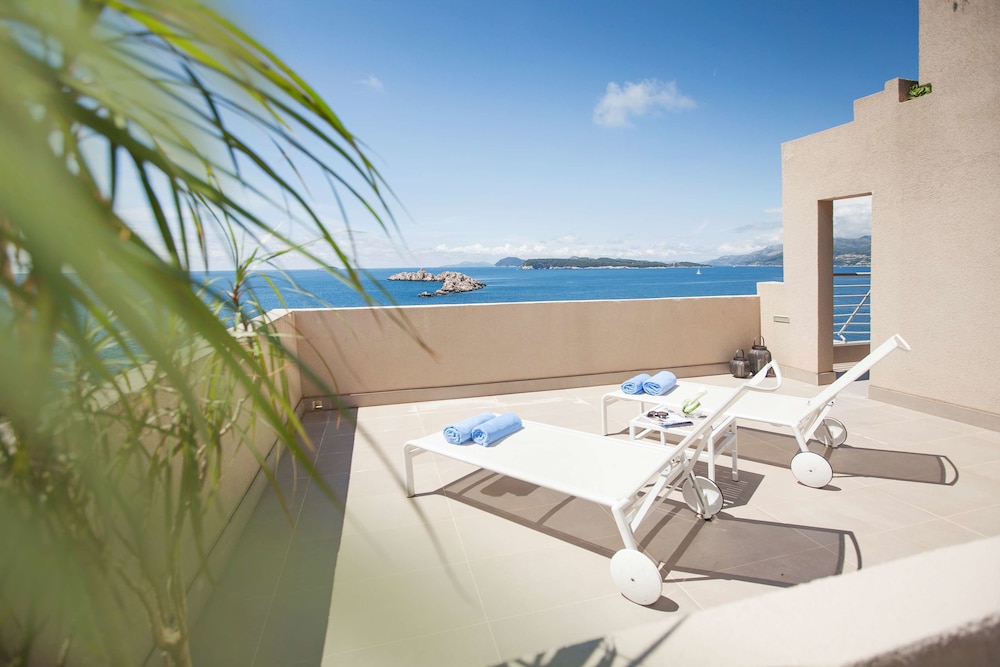 Dubrovnik Palace — Hotel rooms in Dubrovnik, Dubrovnik-Neretva