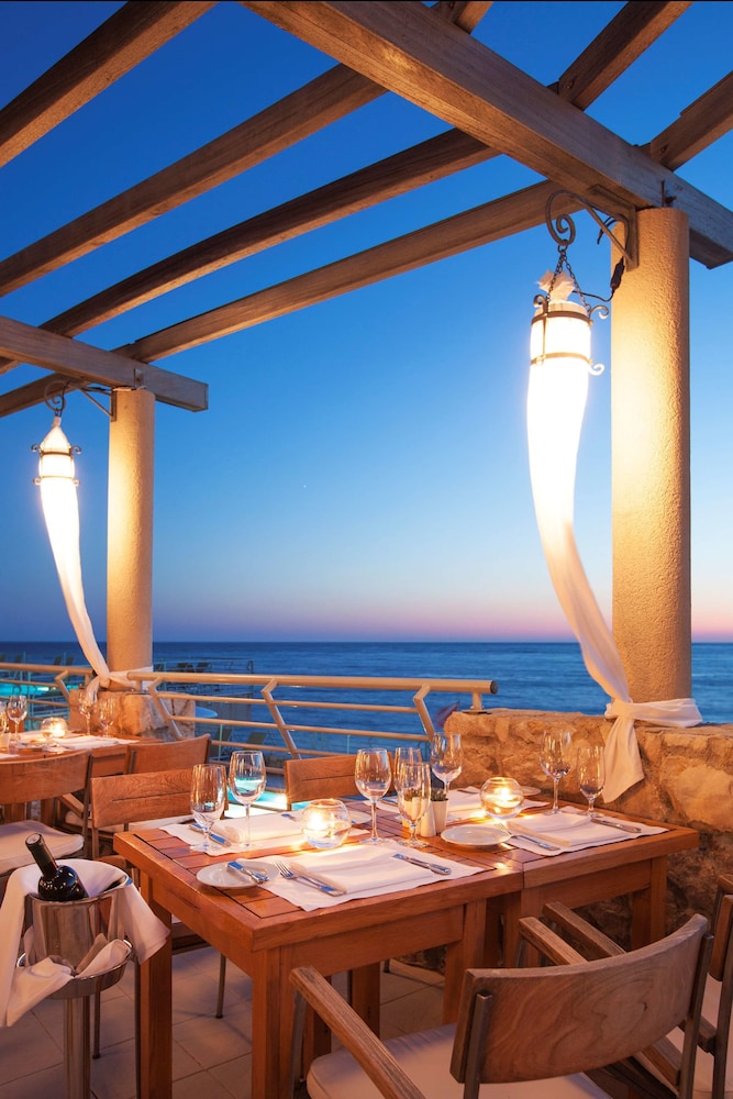 Dubrovnik Palace — Restaurant & bars in Dubrovnik, Dubrovnik-Neretva