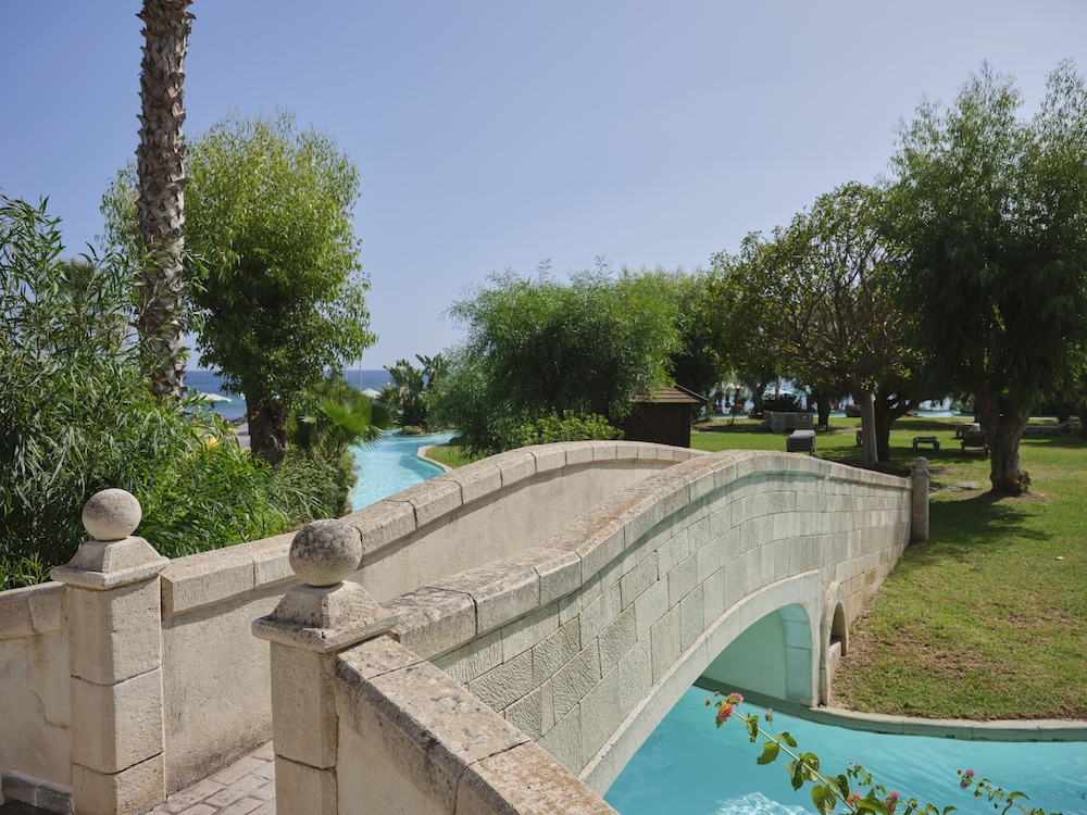 Esperos Palace Resort & Spa — Swimming pool in Faliraki, South Aegean