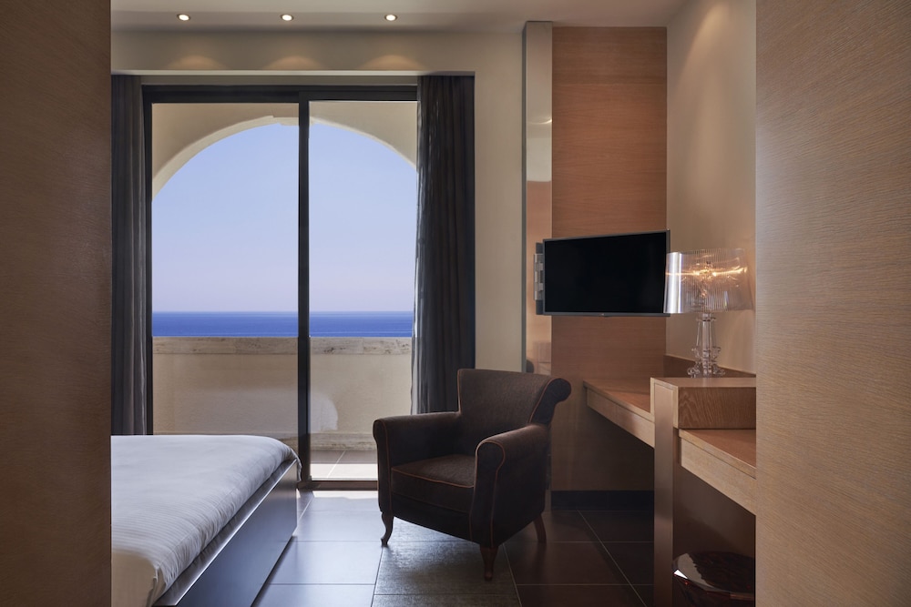 Esperos Palace Resort & Spa — Hotel rooms in Faliraki, South Aegean