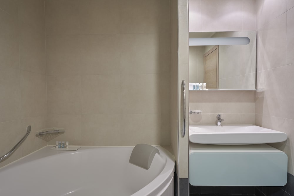 Esperos Palace Resort & Spa — Hotel rooms in Faliraki, South Aegean