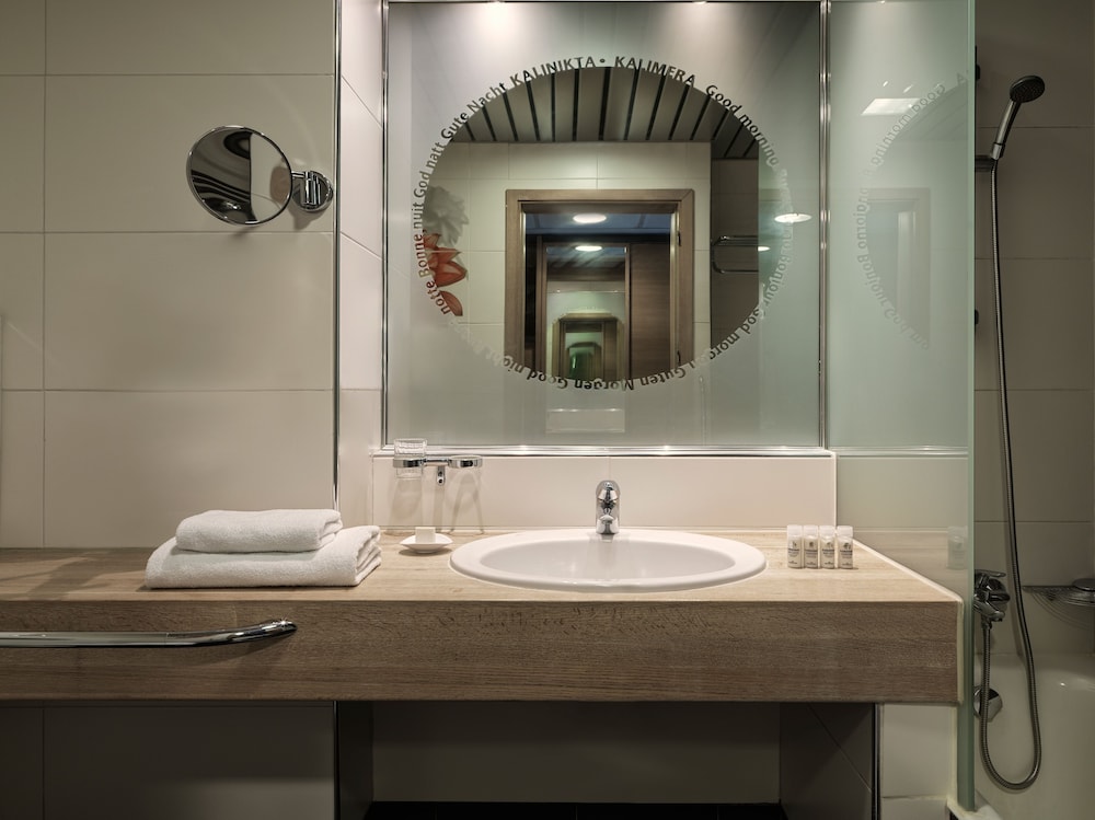 Esperos Palace Resort & Spa — Hotel rooms in Faliraki, South Aegean