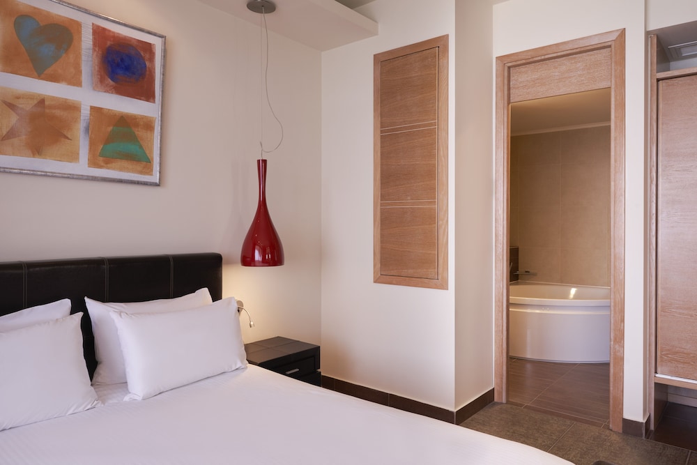 Esperos Palace Resort & Spa — Hotel rooms in Faliraki, South Aegean