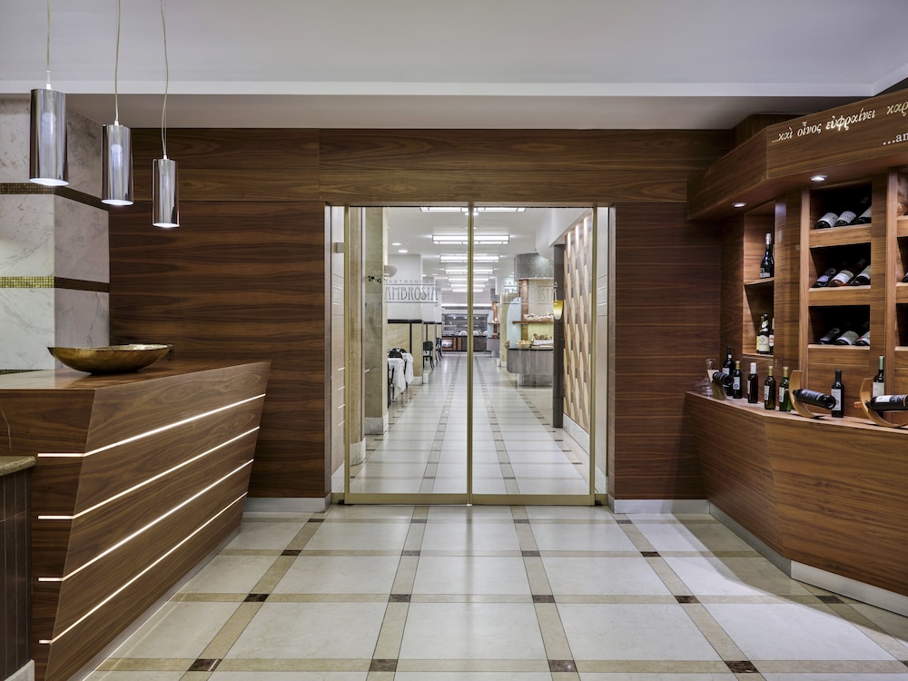 Esperos Palace Resort & Spa — Restaurant & bars in Faliraki, South Aegean