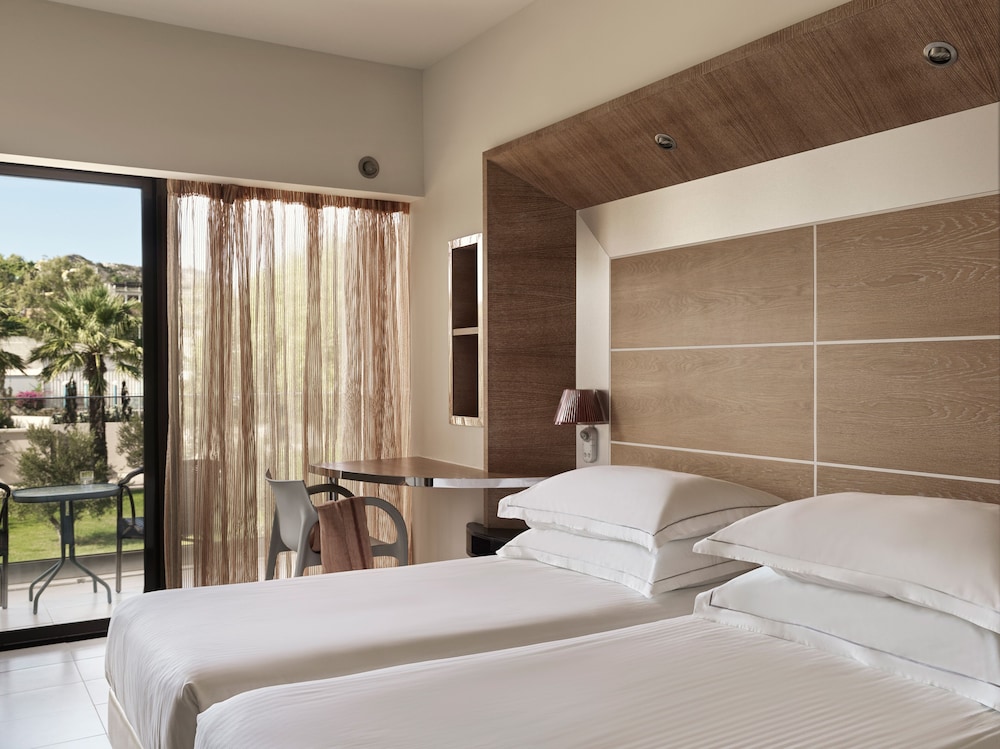 Esperos Palace Resort & Spa — Hotel rooms in Faliraki, South Aegean