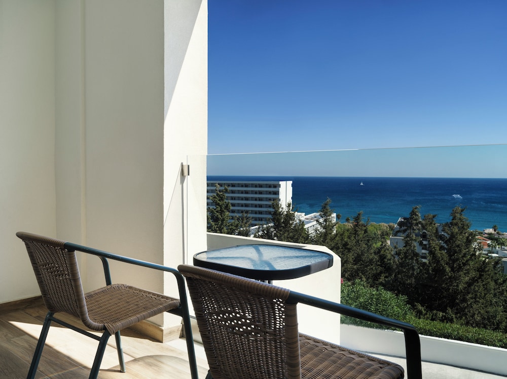 Esperos Village Blue & Spa - Adults only — Hotel rooms in Faliraki, South Aegean