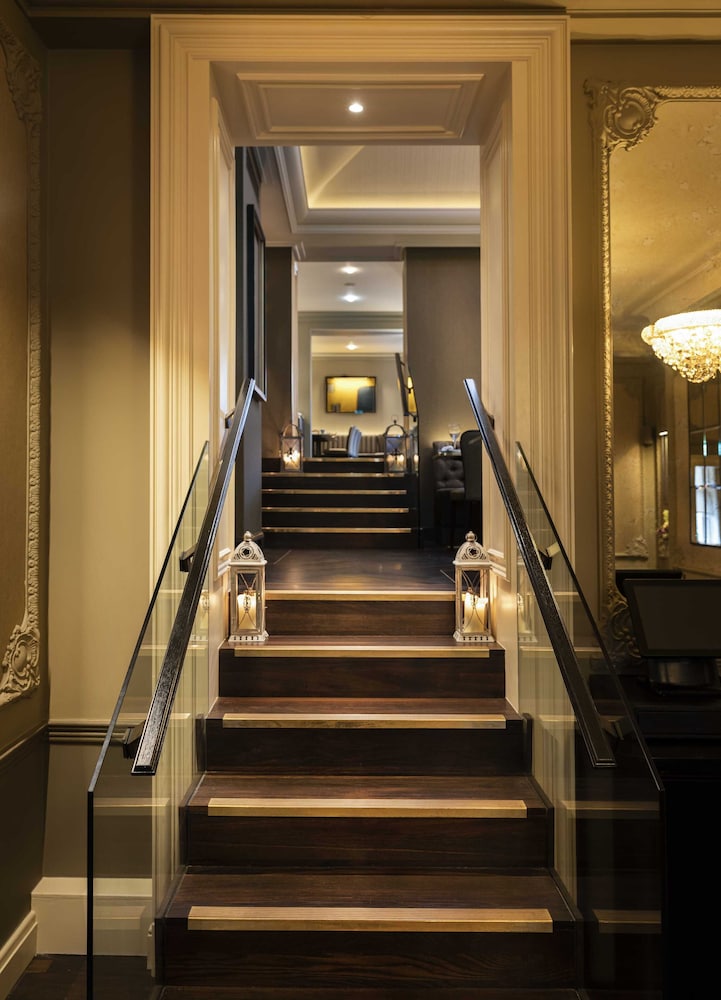 Cassidys Hotel — Hotel building in Dublin, Dublin City