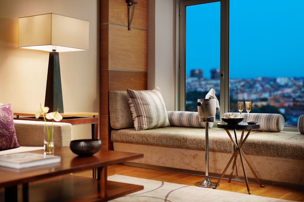 Corinthia Lisbon — Hotel rooms in Lisbon, Lisboa