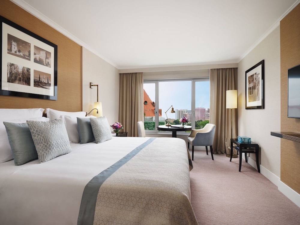 Corinthia Lisbon — Hotel rooms in Lisbon, Lisboa