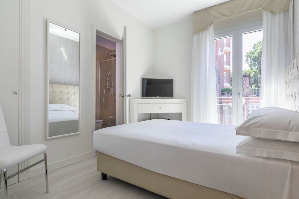 Hotel & Resort Gallia — Hotel rooms in Jesolo, Veneto