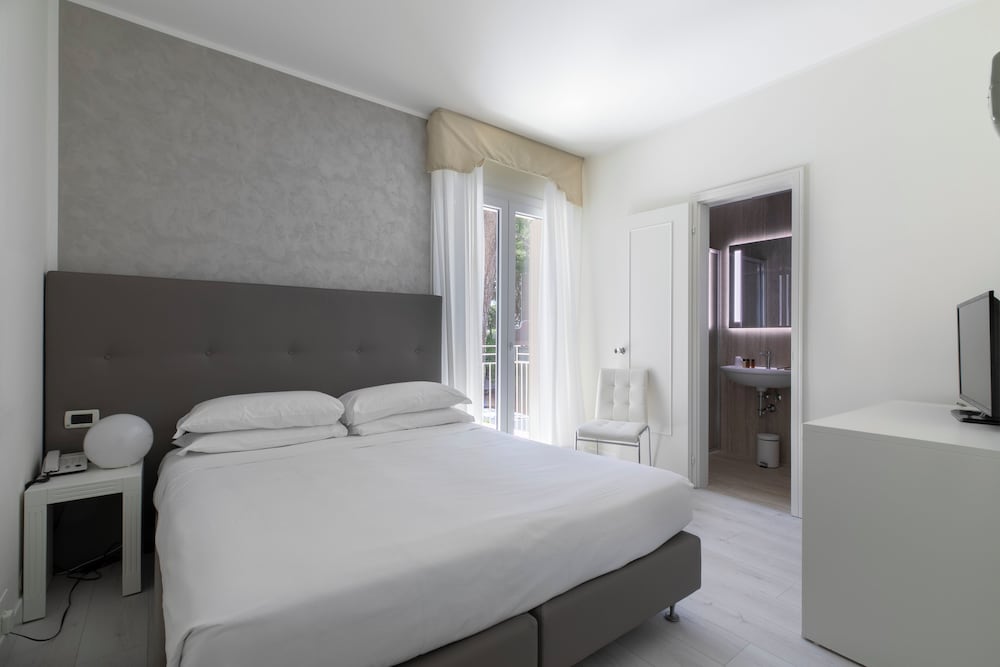 Hotel & Resort Gallia — Hotel rooms in Jesolo, Veneto