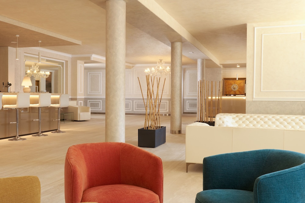 Hotel & Resort Gallia — Restaurant & bars in Jesolo, Veneto