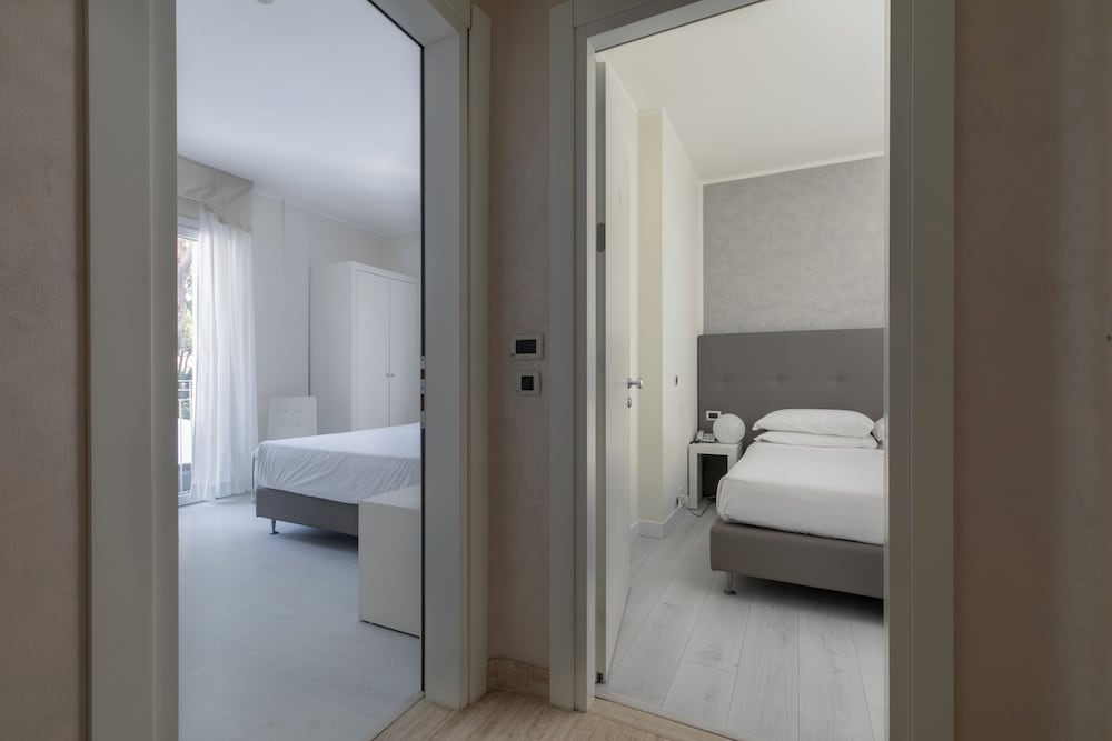 Hotel & Resort Gallia — Hotel rooms in Jesolo, Veneto