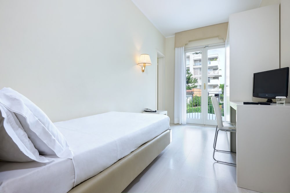 Hotel & Resort Gallia — Hotel rooms in Jesolo, Veneto