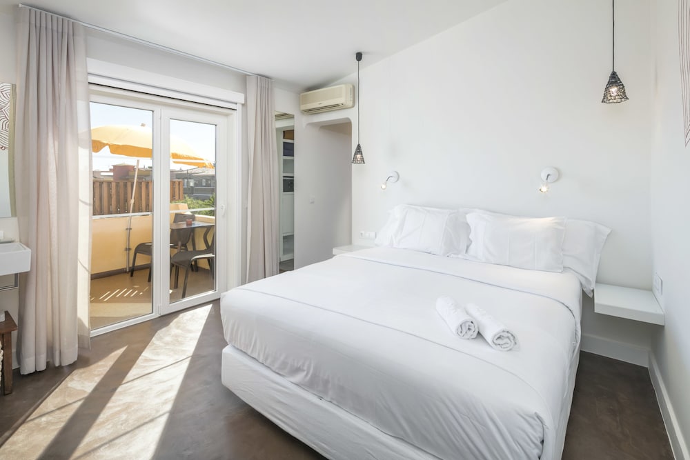 Costa D’Oiro Ambiance Village — Hotel rooms in Lagos, Faro