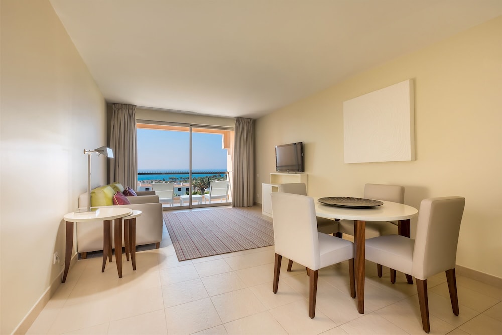 NAU Sao Rafael Suites – All Inclusive — Hotel rooms in Albufeira, Faro