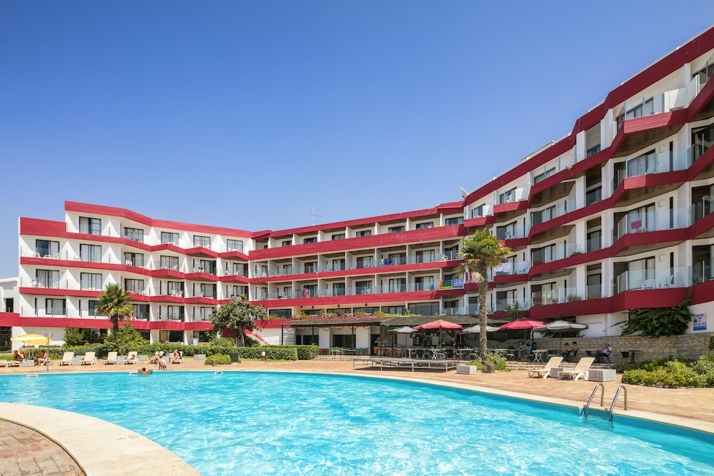 Hotel da Aldeia - Adults Only — Hotel building in Albufeira, Faro