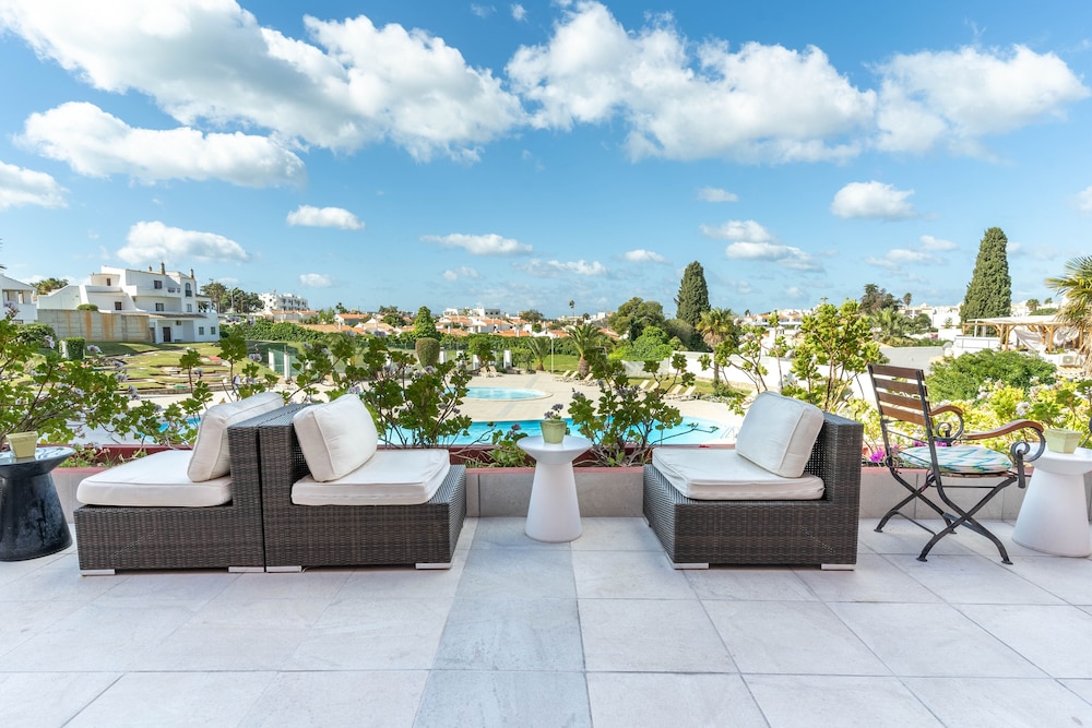 Hotel da Aldeia - Adults Only — Swimming pool in Albufeira, Faro