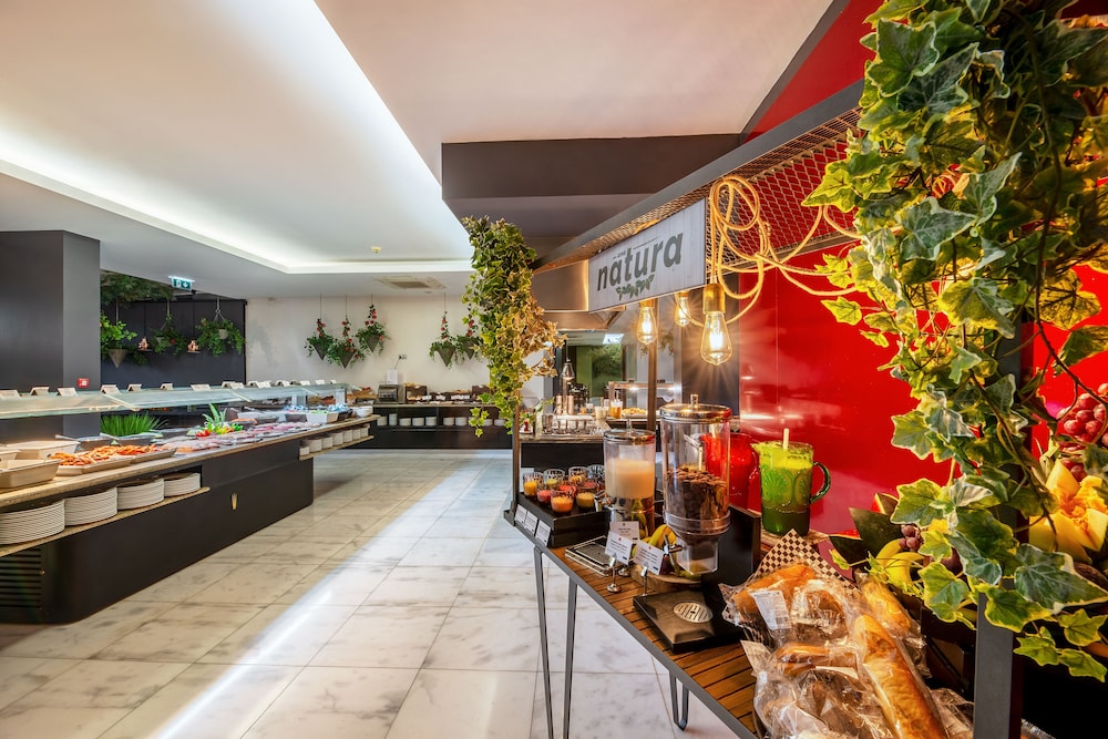 RR Hotel da Rocha — Restaurant & bars in Portimão, Faro