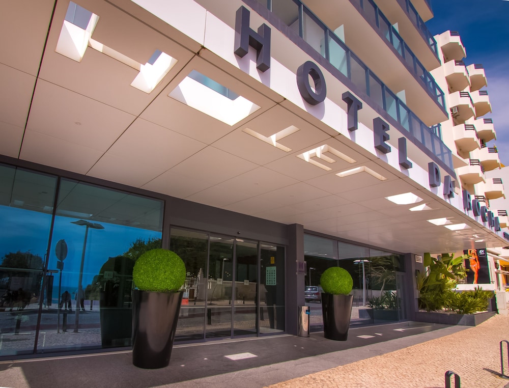 RR Hotel da Rocha — Hotel building in Portimão, Faro
