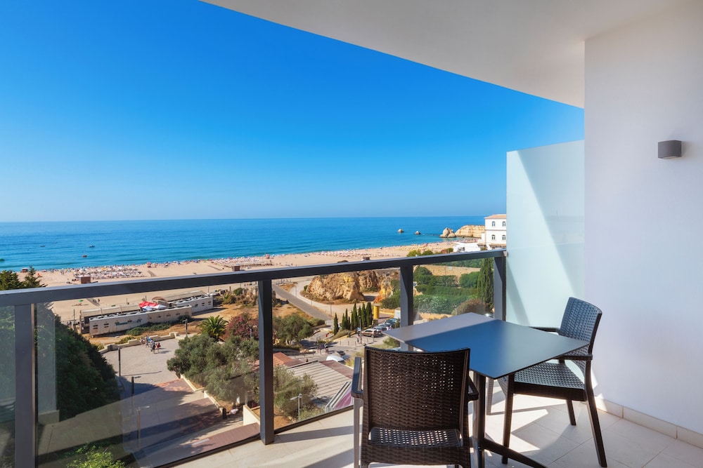 RR Hotel da Rocha — Beach in Portimão, Faro