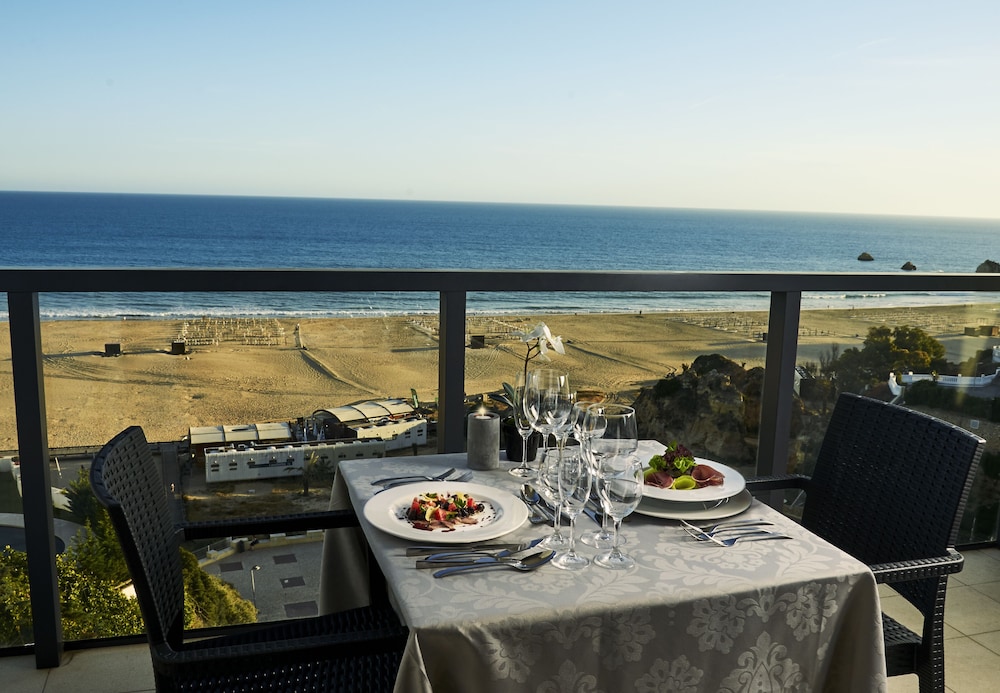 RR Hotel da Rocha — Restaurant & bars in Portimão, Faro