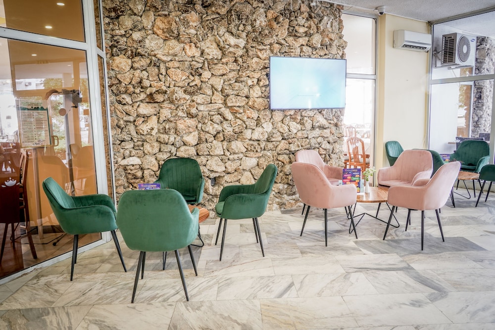 Hotel Gergana - Ultra All Inclusive — Restaurant in Albena, Dobrich