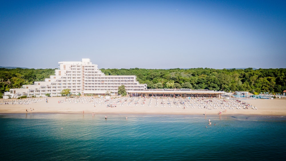 Hotel Gergana - Ultra All Inclusive — Outdoor in Albena, Dobrich