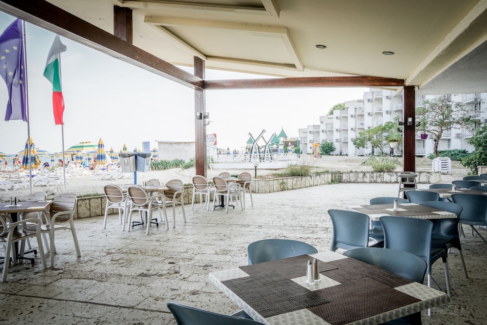 Hotel Gergana - Ultra All Inclusive — Restaurant in Albena, Dobrich
