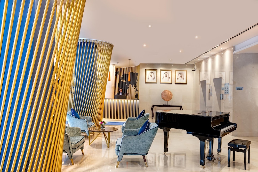 Mercure Gold Hotel Jumeirah Dubai by Accor — Hotel building in Dubai